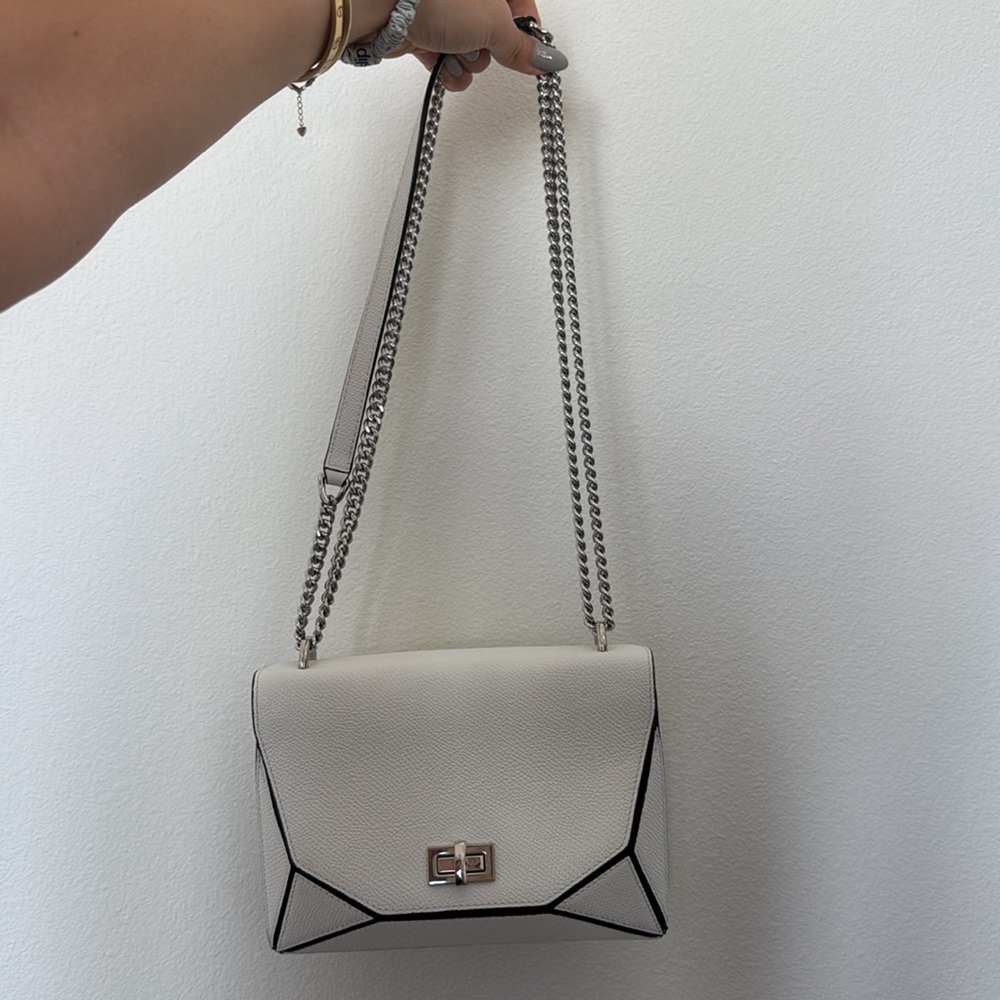 Henri Bendel Elegant White Chain Shoulder Bag